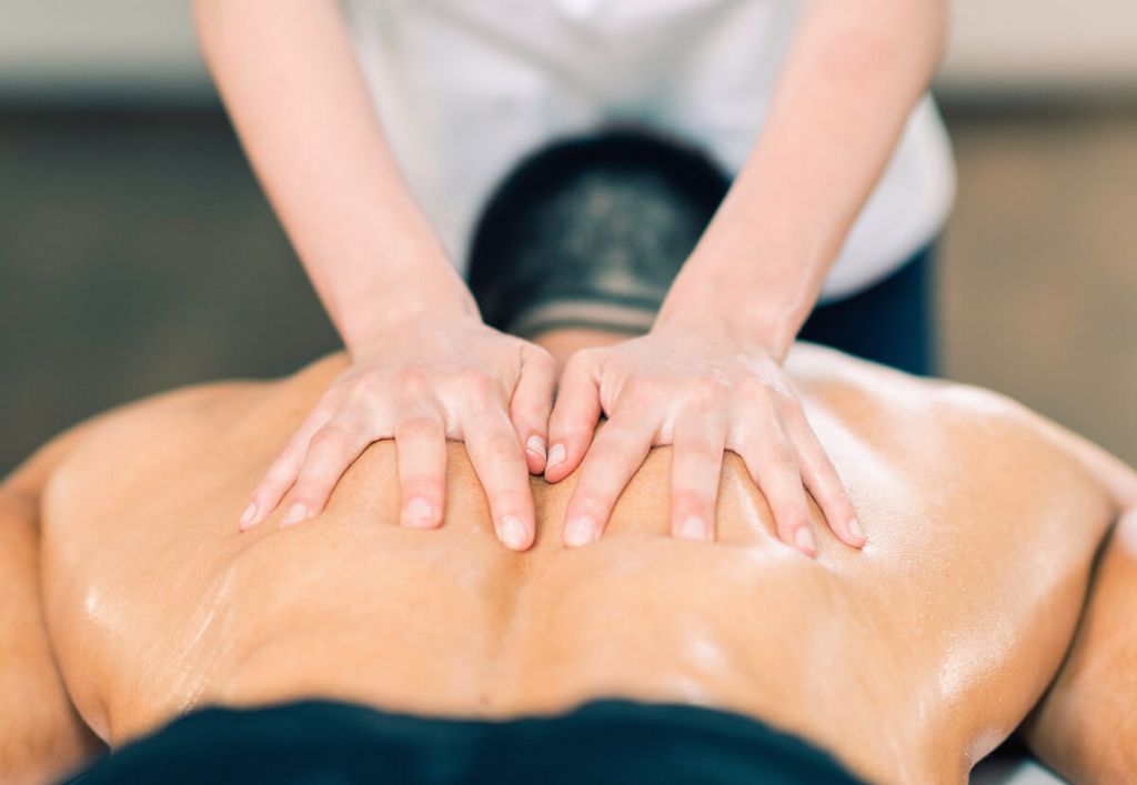 Всё, что вам нужно знать о массаже горячими камнями - Массаж в Валенсии